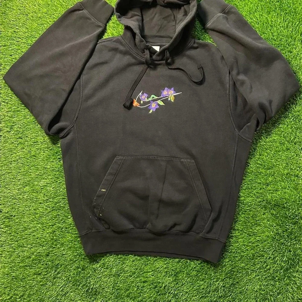 nike floral embroidered swoosh hoodie